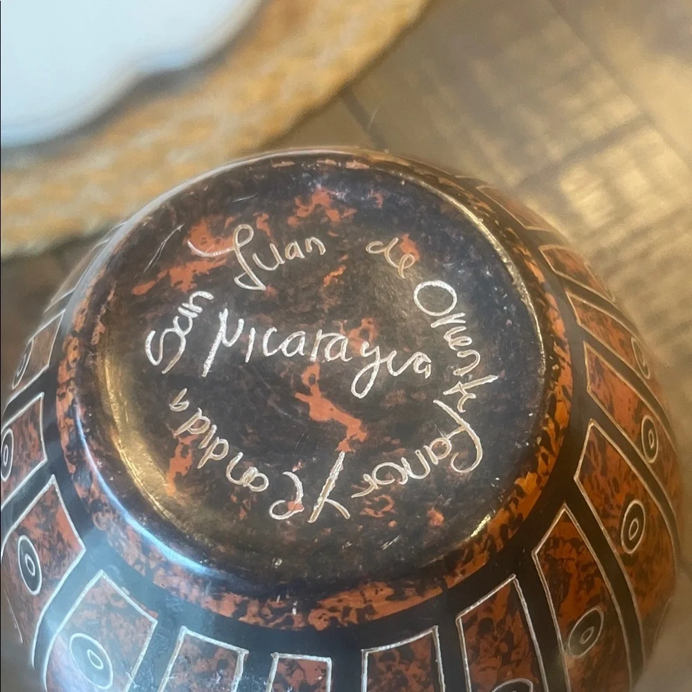 Hand-Painted signed Nicaraguan Orange and Black Decorative Ceramic Vase